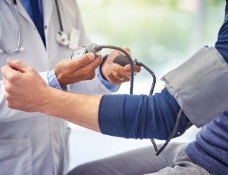 誘發(fā)高血壓的四個(gè)不良習(xí)慣，90%的人都在做！